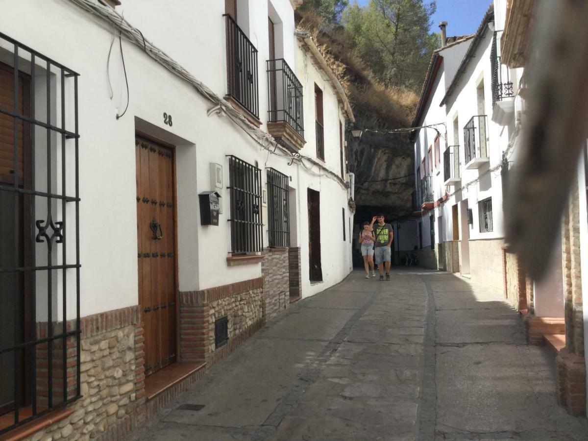 Vivienda Rural Los Tajos De Setenil Setenil De Las Bodegas Екстер'єр фото